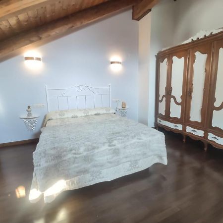 Apartamento Fuendeplata Jaca Bagian luar foto